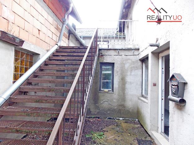 Prodej výrobních prostor, Ostrov, 190 m2