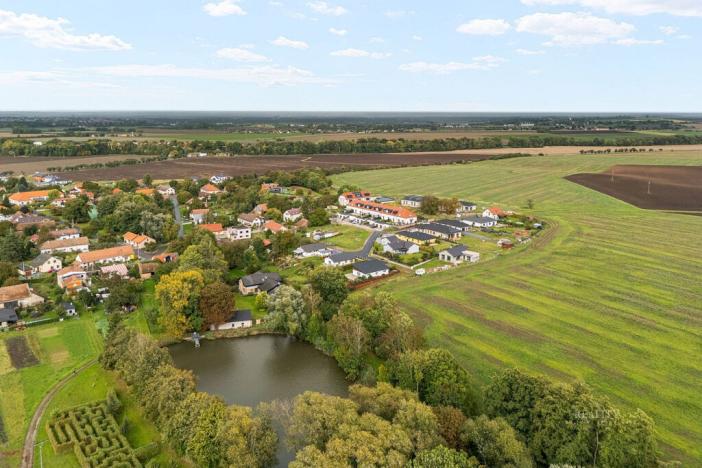 Prodej pozemku, Dubany, 793 m2