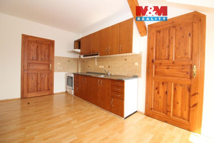 Prodej bytu 2+1, Nový Bor - Arnultovice, Gen. Svobody, 92 m2