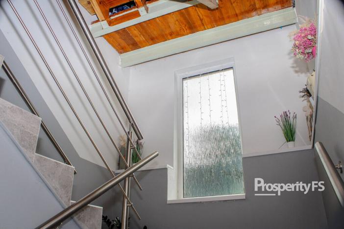 Prodej rodinného domu, Ohrazenice, 206 m2