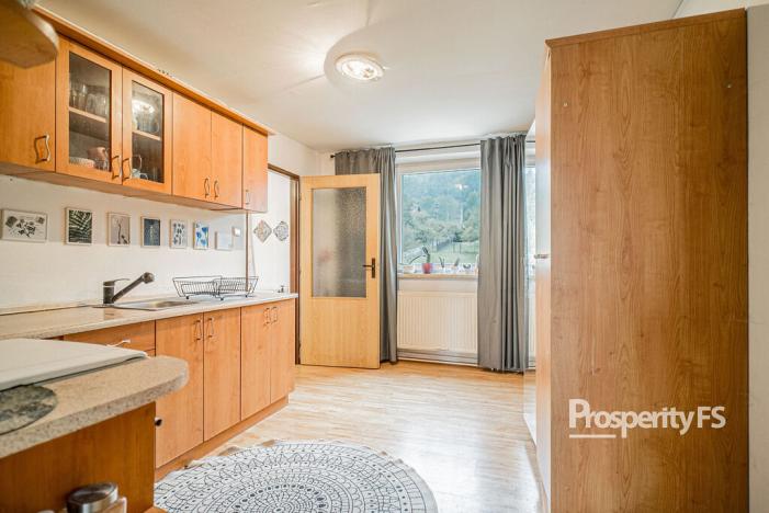 Prodej rodinného domu, Hrádek, 200 m2