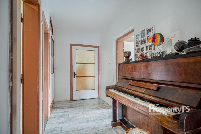 Prodej rodinného domu, Hrádek, 200 m2