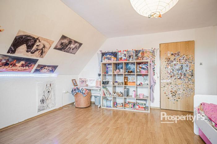 Prodej rodinného domu, Hrádek, 200 m2