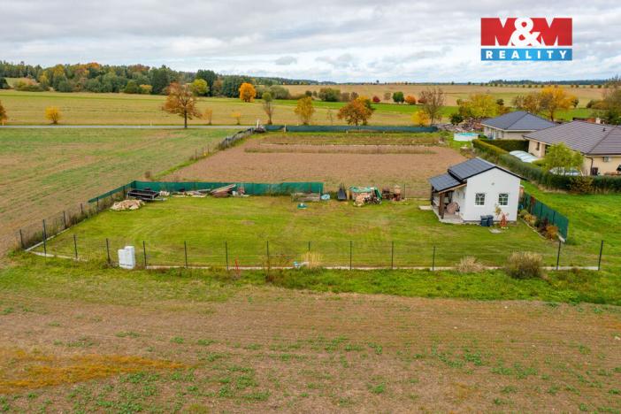 Prodej pozemku pro bydlení, Křenovice, 755 m2