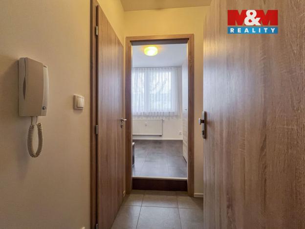 Pronájem bytu 2+kk, Praha - Hlubočepy, Geologická, 34 m2