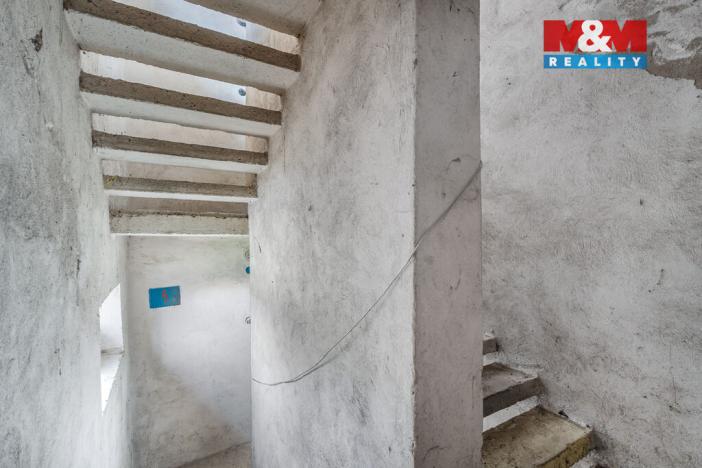 Prodej zemědělského objektu, Křešice - Sedlec, 2000 m2