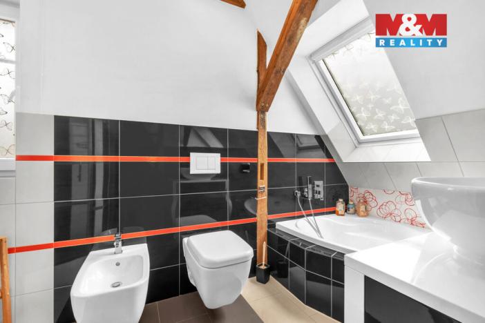 Prodej ubytování, Žacléř, Sadová, 151 m2