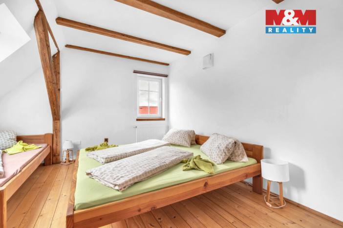 Prodej ubytování, Žacléř, Sadová, 151 m2