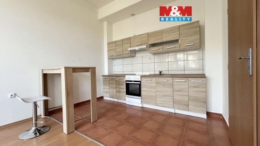 Pronájem bytu 2+kk, Milovice - Mladá, Slepá, 37 m2