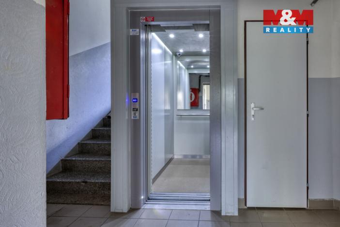 Pronájem bytu 1+1, Plzeň - Severní Předměstí, Sokolovská, 36 m2