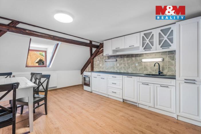 Prodej činžovního domu, Frýdlant, ČSA, 196 m2