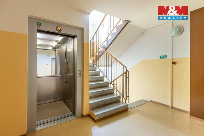 Prodej bytu 3+1, Praha - Hlubočepy, Lohniského, 63 m2