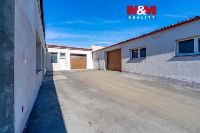 Pronájem výrobních prostor, Měřín, 454 m2