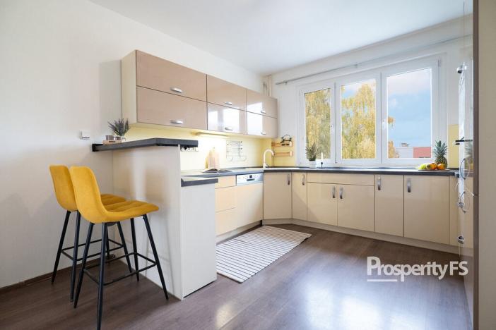 Prodej bytu 2+1, Kladno - Kročehlavy, Kosmonautů, 68 m2