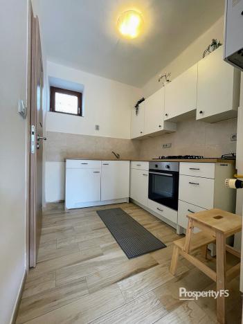 Pronájem bytu 3+1, Stochov, Osvobození, 103 m2