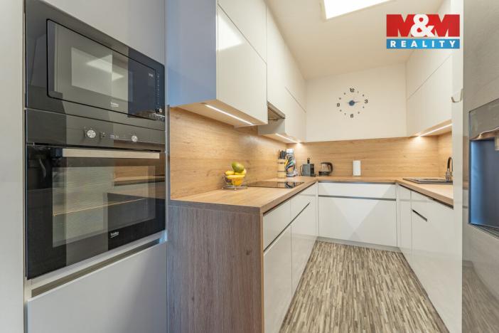 Prodej bytu 3+kk, Praha - Petrovice, Rezlerova, 65 m2