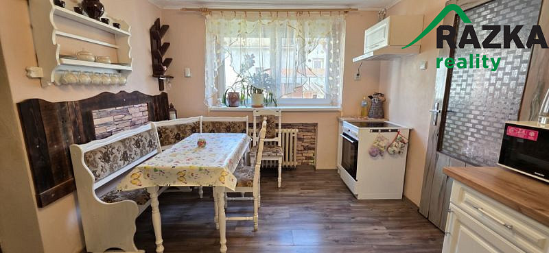 Prodej rodinného domu, Tisová, 280 m2