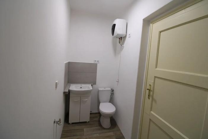 Prodej bytu 2+1, Karlovy Vary, Nejdecká, 61 m2