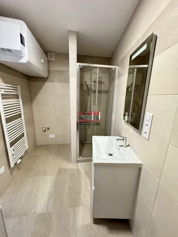 Pronájem bytu 2+1, Bechyně, U Nádraží, 46 m2