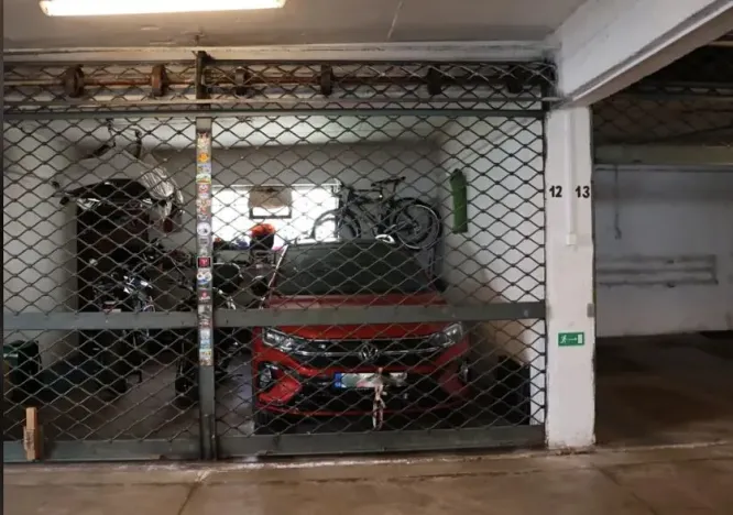 Prodej garáže, Praha - Vršovice, Na stezce, 15 m2