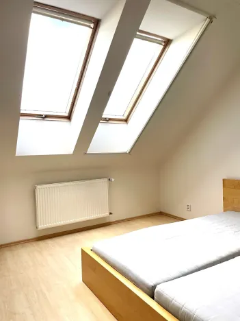 Prodej bytu 4+kk, Jesenice, Hrnčířská, 100 m2