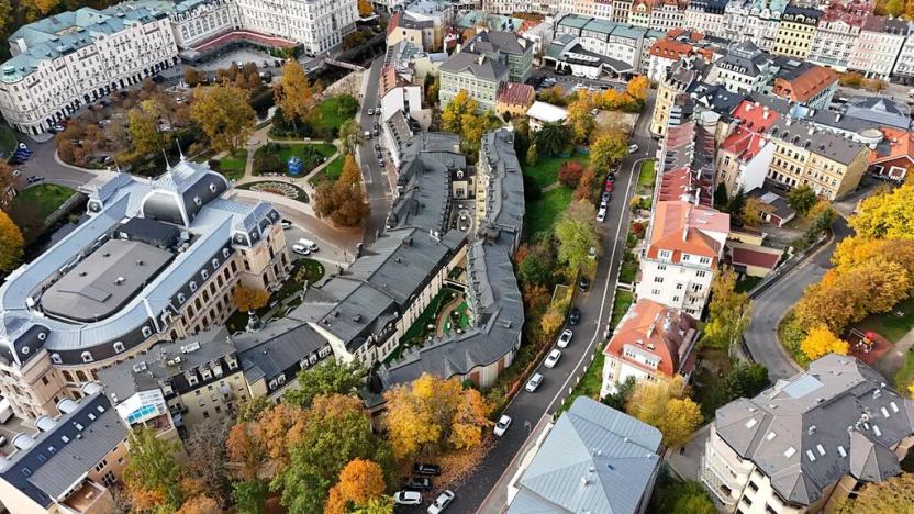 Prodej bytu 4+1, Karlovy Vary, Tylova, 182 m2