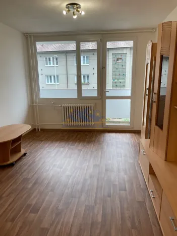 Pronájem bytu 2+kk, Komárov, Mládežnická, 56 m2