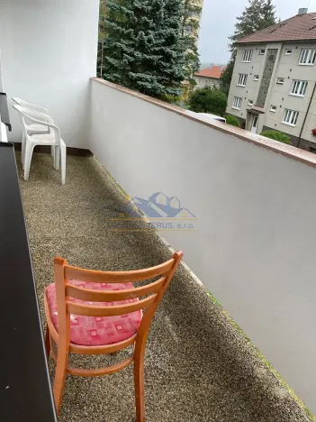 Pronájem bytu 2+kk, Komárov, Mládežnická, 56 m2