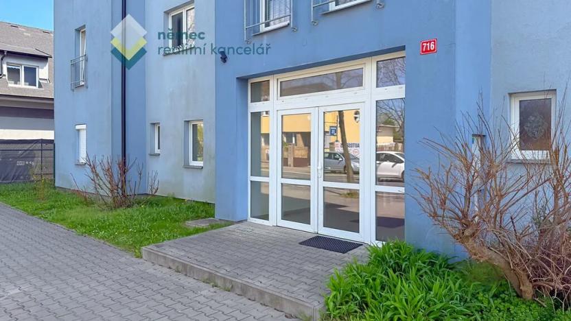 Prodej bytu 1+kk, Šestajovice, Revoluční, 19 m2