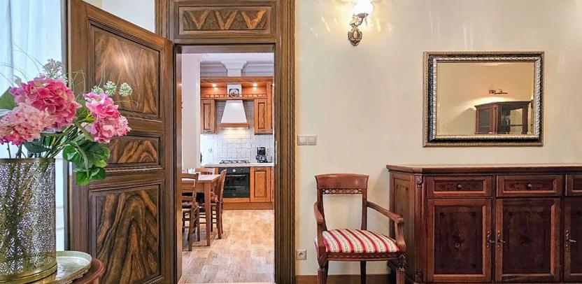 Prodej bytu 3+1, Praha - Malá Strana, Petřínská, 102 m2