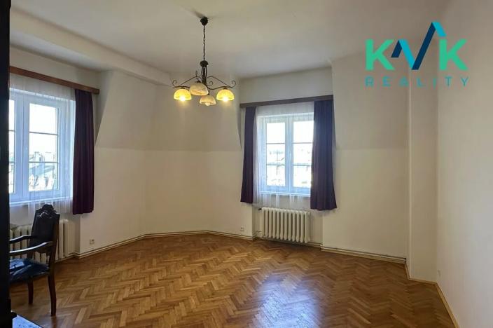 Prodej bytu 4+1, Karlovy Vary, Moskevská, 120 m2