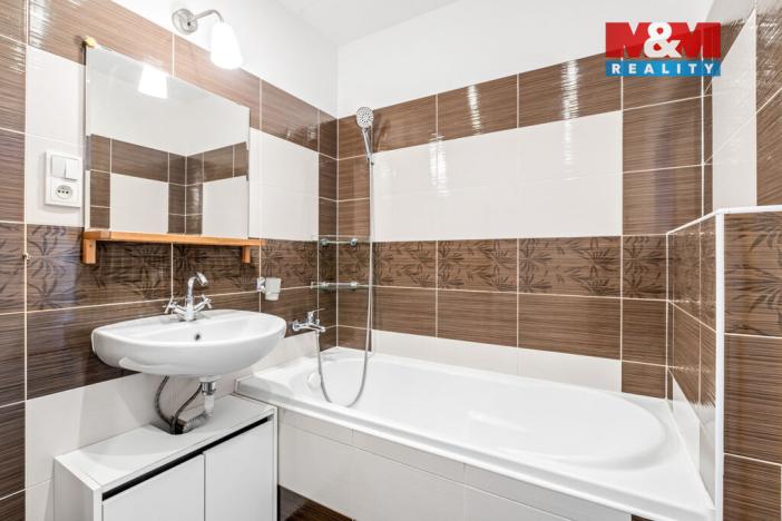 Prodej bytu 3+1, Teplice - Prosetice, Rovná, 67 m2