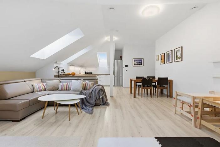 Prodej bytu 4+kk, Křížkový Újezdec, 158 m2