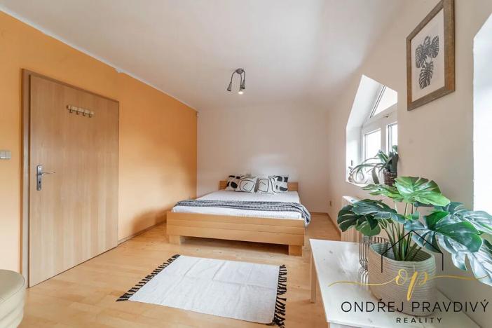 Prodej rodinného domu, Lety, Sokolská, 265 m2