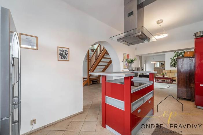 Prodej rodinného domu, Lety, Sokolská, 265 m2