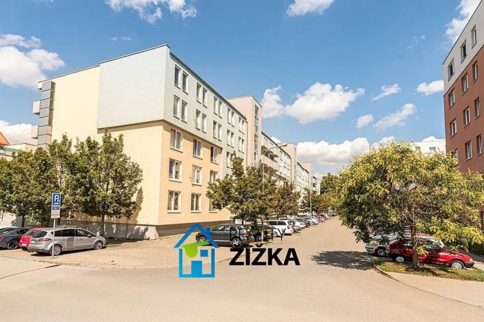 Prodej bytu 2+kk, Brno, Zderadova, 53 m2