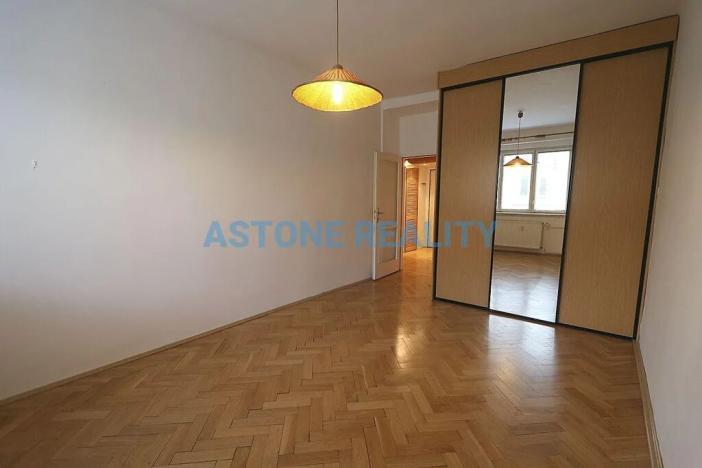 Pronájem bytu 2+kk, Praha - Břevnov, Junácká, 56 m2