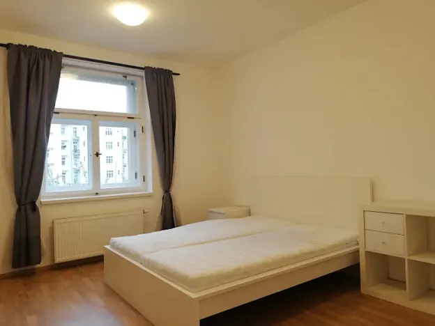 Pronájem bytu 2+1, Praha - Bubeneč, U zeměpisného ústavu, 46 m2