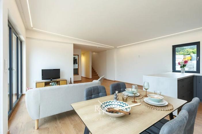 Prodej rodinného domu, Svinaře, Větrná, 156 m2