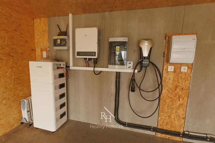 Prodej rodinného domu, Svinaře, Větrná, 156 m2