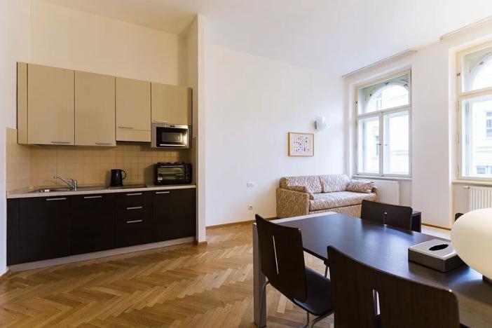 Prodej bytu 2+kk, Praha - Nové Město, Hálkova, 49 m2