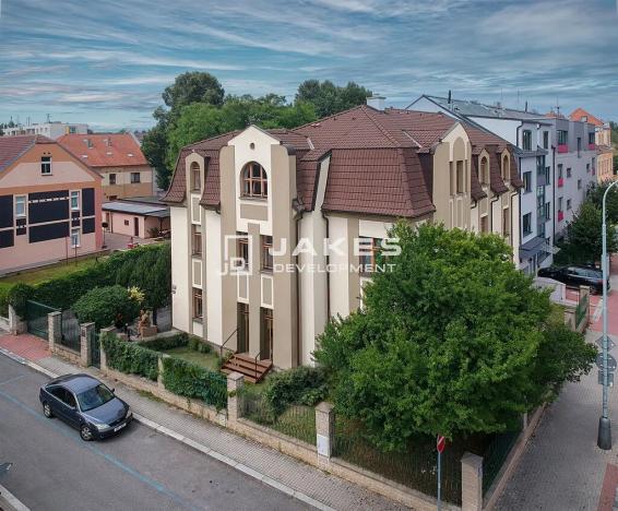 Pronájem bytu 2+kk, Praha - Liboc, Jenečská, 34 m2