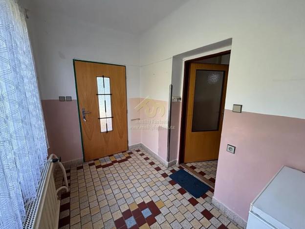 Prodej rodinného domu, Břasy, 240 m2