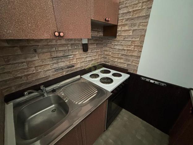Pronájem bytu 2+kk, Praha - Chodov, Šalounova, 42 m2