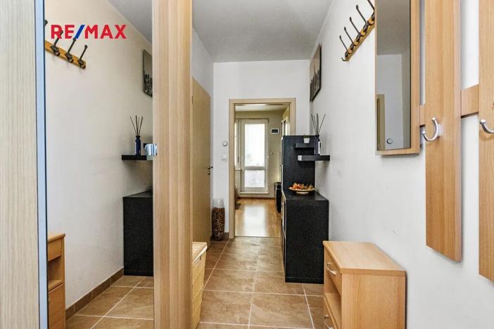 Prodej bytu 1+kk, Praha - Hostavice, U Hostavického potoka, 36 m2