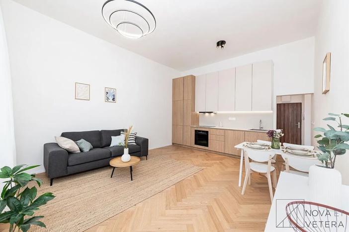 Prodej bytu 3+kk, Praha - Smíchov, Hořejší nábřeží, 85 m2