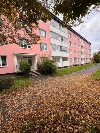 Prodej bytu 3+1, Karlovy Vary, Maďarská, 61 m2