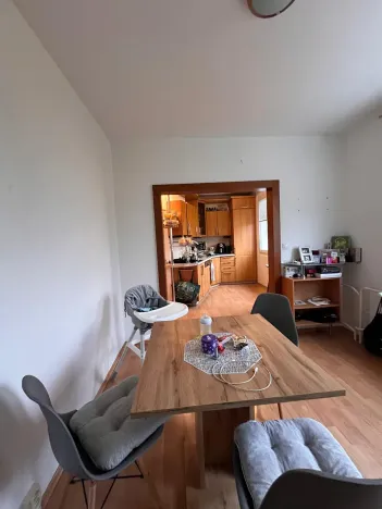 Prodej bytu 3+1, Karlovy Vary, Maďarská, 61 m2