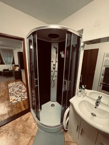 Pronájem bytu 2+kk, Liberec, Česká, 50 m2