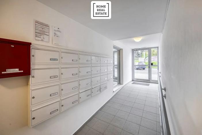 Pronájem bytu 2+kk, Praha - Břevnov, Bolívarova, 71 m2